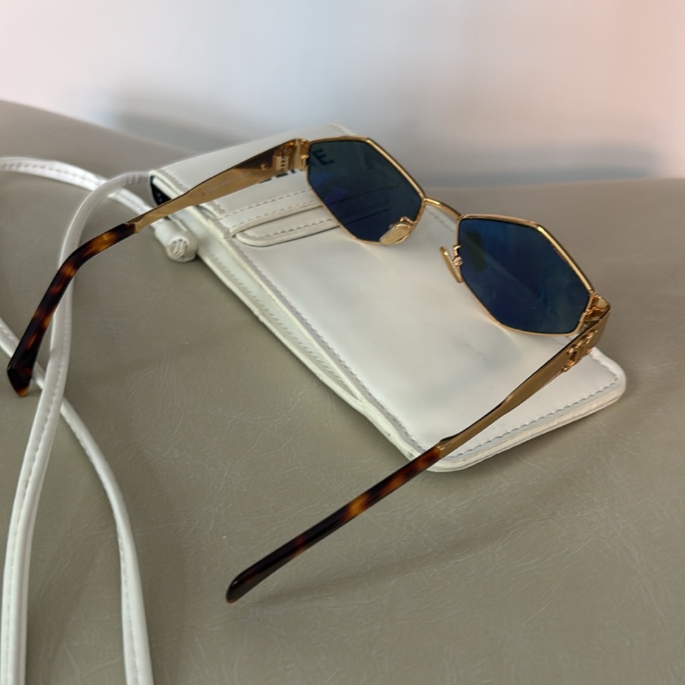 Celine Triomphe sunglasses - Picture 3 of 3